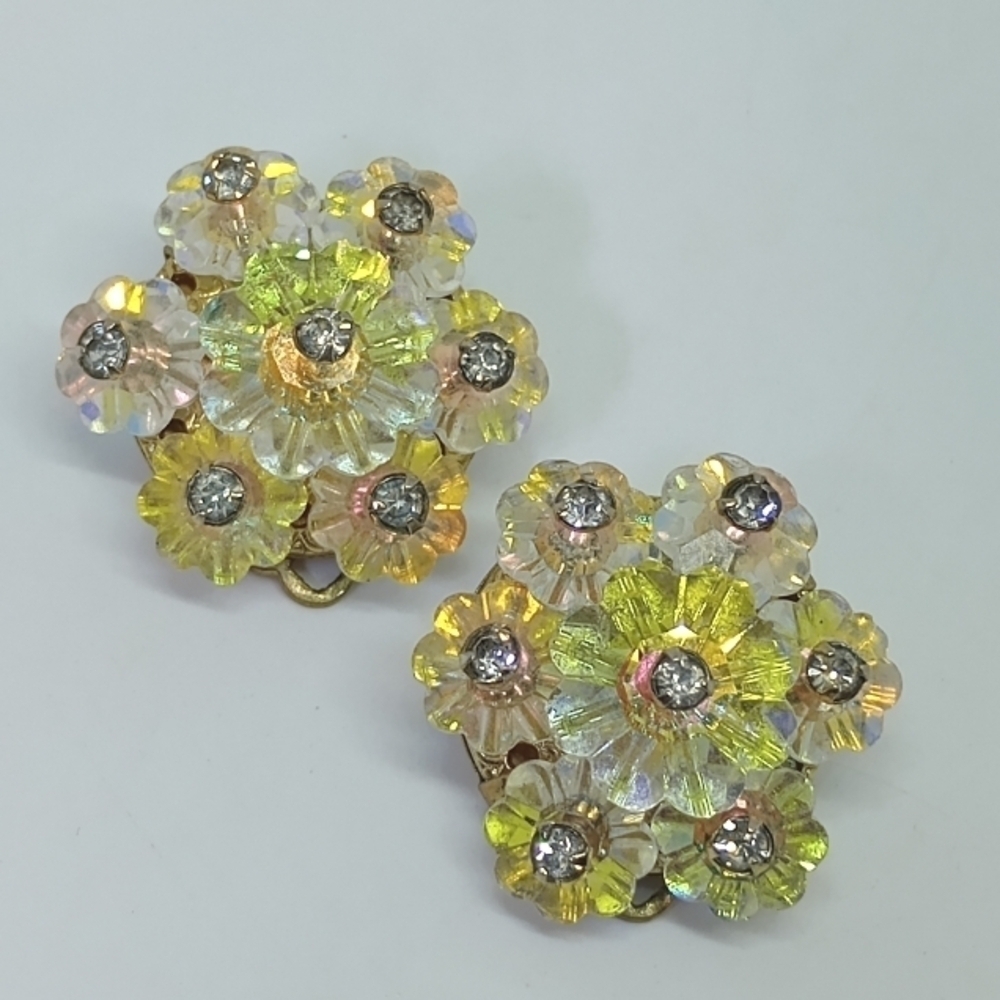 * vintage yellow & clear AB crystal rivioli flower shape clip on earrings